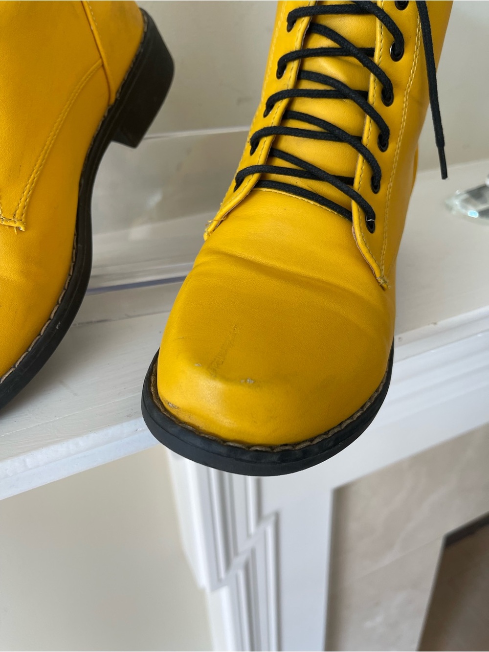 Harper Women’s Yellow Lace-Up Ankle Boots - Classic Urban Style EUC Size 7.5 - Picture 7 of 11